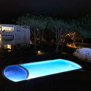 En Playa De Costa Brava Apartamento